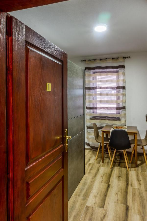Clarina All Seasons Rooms & Apartments Kruševo Esterno foto