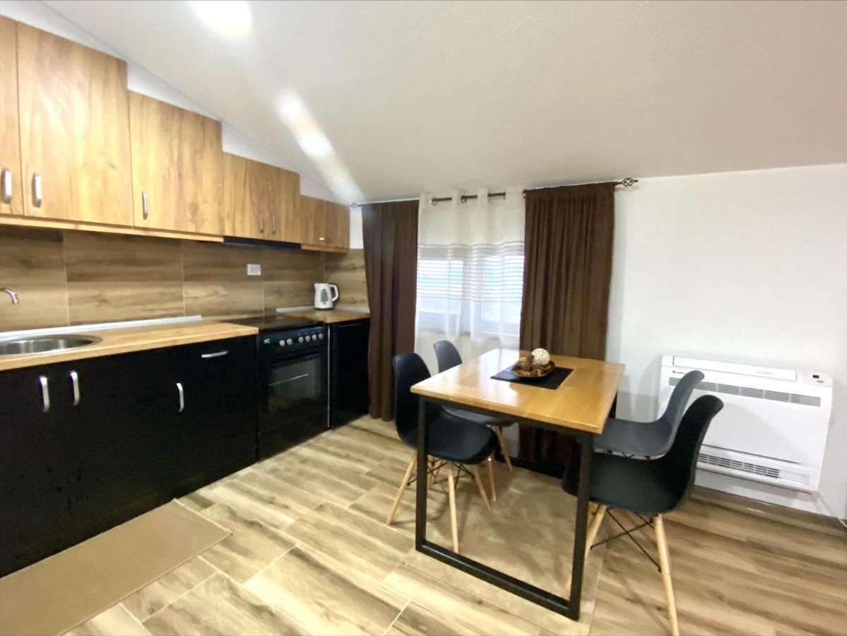 Clarina All Seasons Rooms & Apartments Kruševo Esterno foto