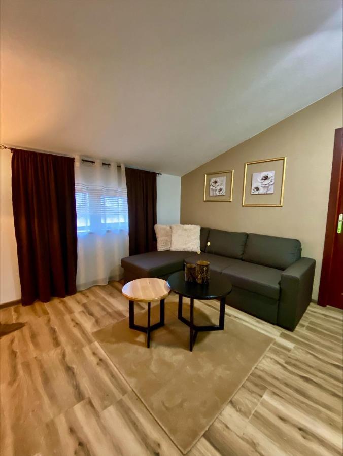 Clarina All Seasons Rooms & Apartments Kruševo Esterno foto